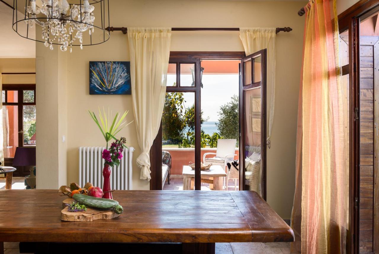 Villa Meliti Agios Matthaios  Luaran gambar
